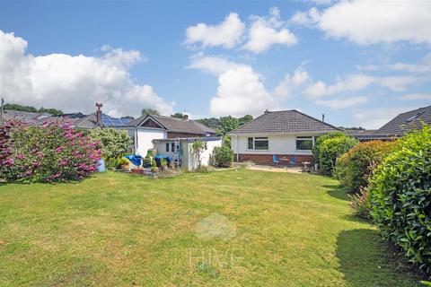 3 bedroom bungalow for sale, Holland Way, Broadstone BH18