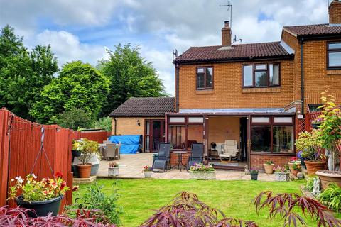 4 bedroom end of terrace house for sale, 4 BEDROOM HOUSE inc G/F Annex  - Uplands, Braughing, Herts