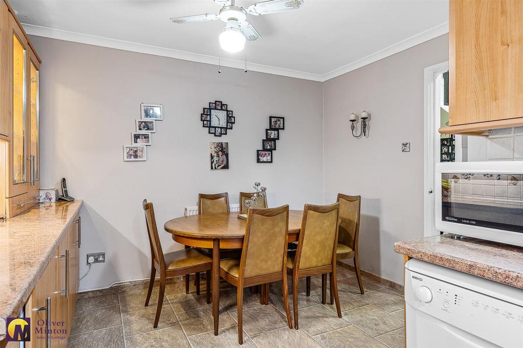 Kitchen / breakfast room