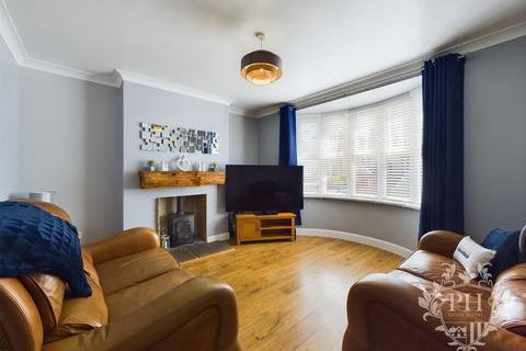 3 bedroom semi-detached house for sale, Belmont avenue