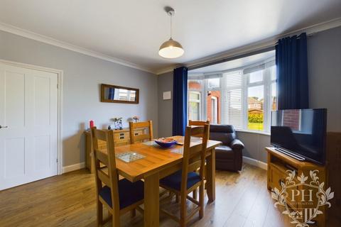23 Belmont Avenue, South Bank, Middlesbrough, TS6 0AY