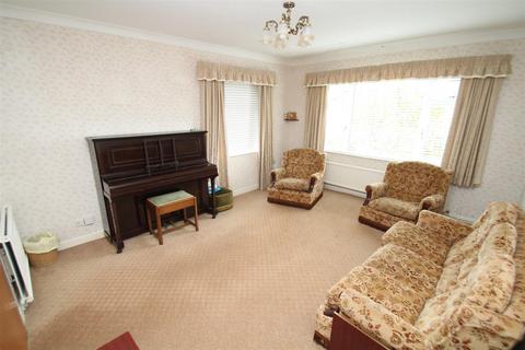24 Bedwyn Close, Swindon, SN2 1SG