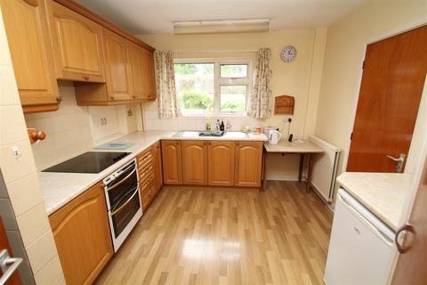 24 Bedwyn Close, Swindon, SN2 1SG