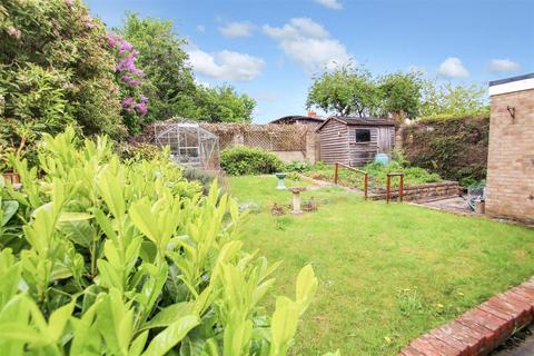 24 Bedwyn Close, Swindon, SN2 1SG