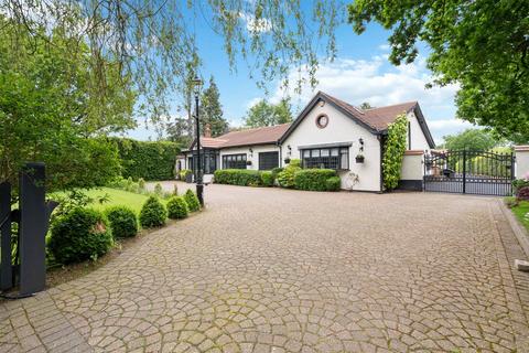 4 bedroom detached bungalow for sale, 448 Norton Lane, Earlswood, Solihull