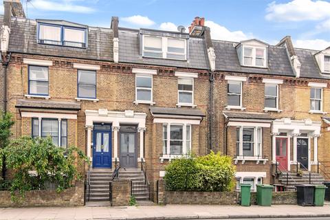 2 bedroom flat for sale, Gordon House Road, London