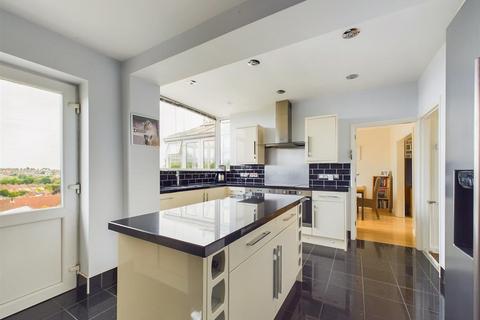 4 bedroom semi-detached house for sale, Hillview Road, Nottingham NG4