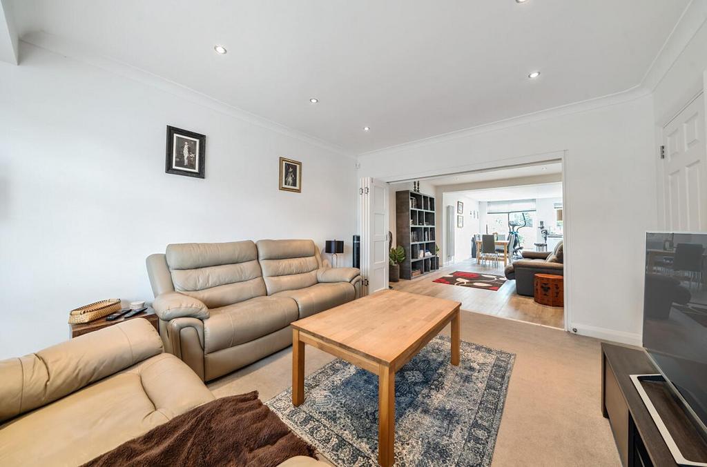 Davidson Frost-Wellings, DFW, Alders Road, Edgware