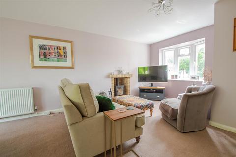 7 Bartlow Road, Castle Camps, Cambridge, CB21 4SY