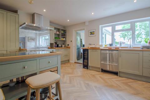 7 Bartlow Road, Castle Camps, Cambridge, CB21 4SY