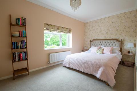 7 Bartlow Road, Castle Camps, Cambridge, CB21 4SY