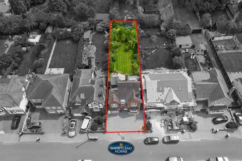 43 Armorial Road, Styvechale, Coventry, CV3 6GH