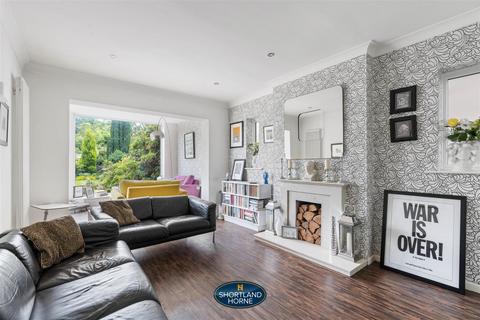 43 Armorial Road, Styvechale, Coventry, CV3 6GH