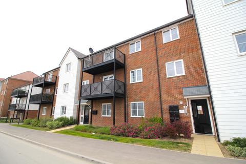 2 bedroom apartment to rent, Pictor Drive, Margate