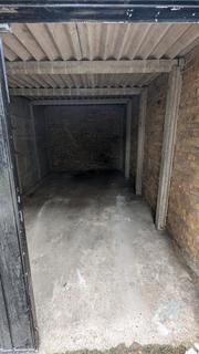 Garage to rent, Carnarvon Road, London, E15