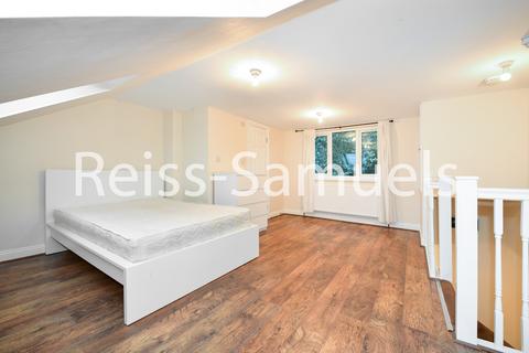6 bedroom semi-detached house to rent, Ambassador Square, London E14