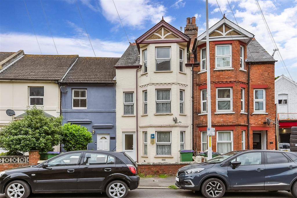 Radnor Park Road, Folkestone, Kent 4 bed terraced house for sale £225,000