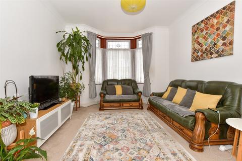 5 bedroom terraced house for sale, Richmond Road, Ilford, Essex