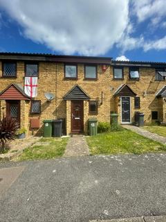 2 bedroom terraced house to rent, Farrier Close, Weavering, ME14