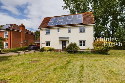 4 bedroom detached house for sale, Jermyn Way, Tharston