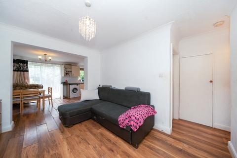 1 bedroom flat for sale, Berry Avenue, Watford WD24