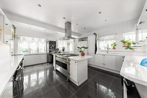 25 Edgehill Road, Purley, CR8 2ND