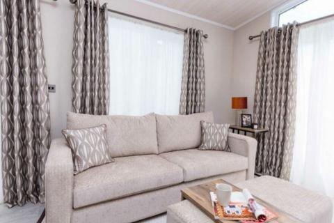 2 bedroom lodge for sale, Poulton Plaiz Leisure Park, , Garstang Rd W FY6