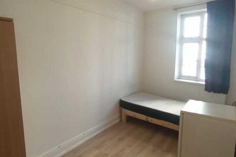 1 bedroom in a house share to rent, Croydon CR0