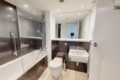 2 bedroom flat to rent, Marine Parade, Brighton, BN2