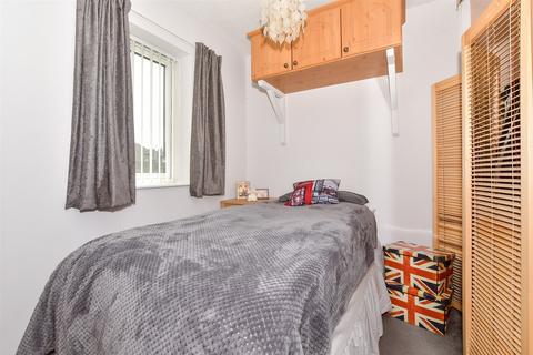 1 bedroom ground floor flat for sale, West Street, Deal, Kent, Kent