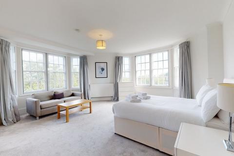 5 bedroom flat to rent, Park Road, St John's Wood NW8