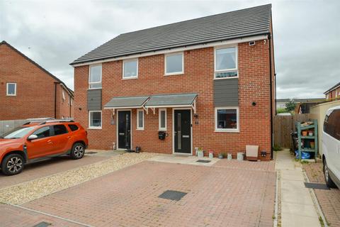 3 bedroom semi-detached house for sale, Siboney Place, Bridgwater TA6