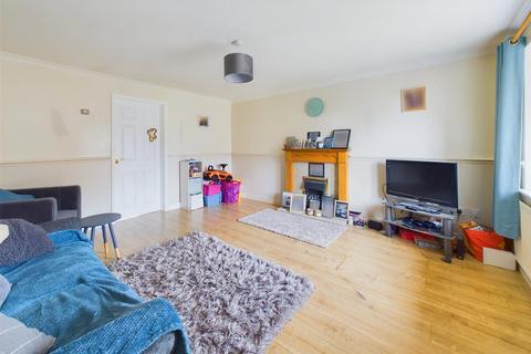 2 Armada Close, Churchdown, Gloucester, GL3 1ND