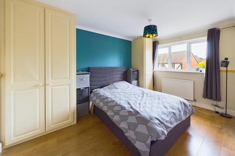 2 Armada Close, Churchdown, Gloucester, GL3 1ND