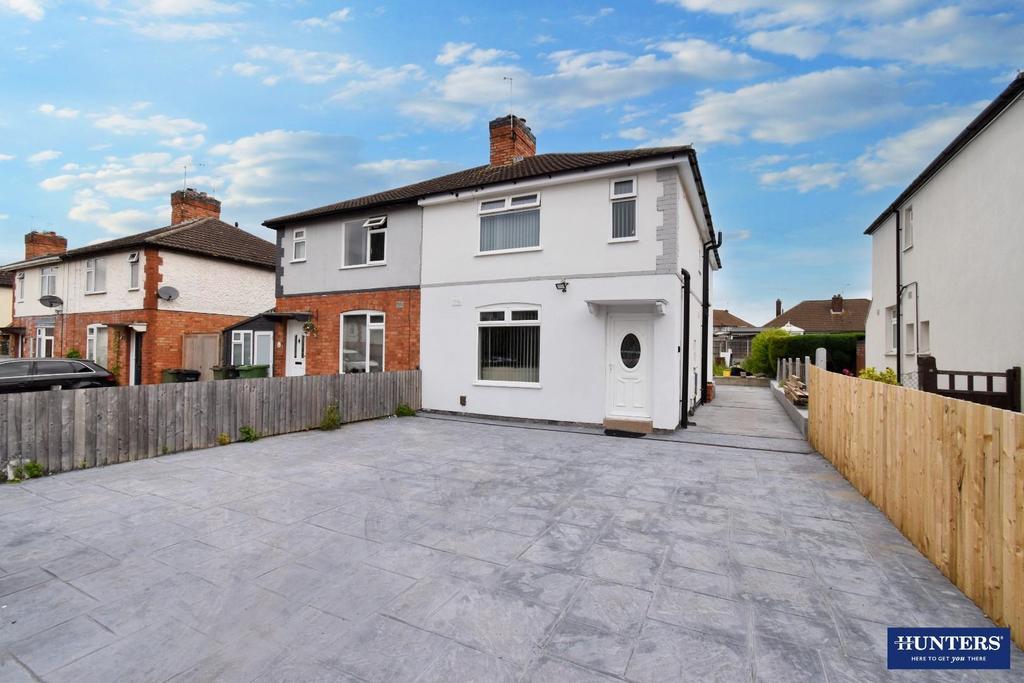 Northfield Avenue, Wigston 4 bed semidetached house for sale £350,000