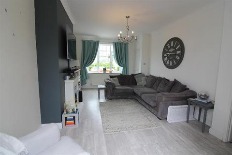 12 Beech Grove, Oakdale, Blackwood, NP12 0JL