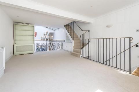 4 bedroom house to rent, Billing Road, Chelsea, SW10