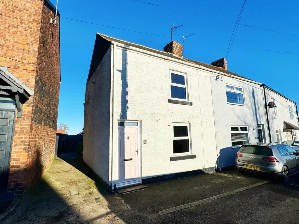 Front Street North, Trimdon Village 2 bed end of terrace house to rent