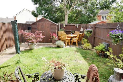 3 bedroom terraced house for sale, The Gardens, Calne