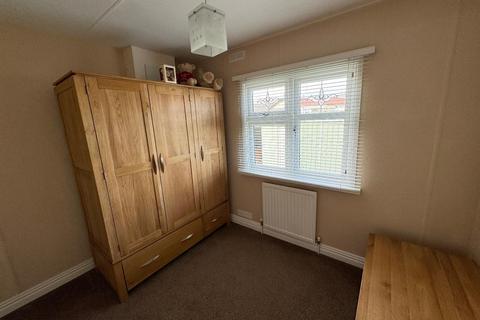 2 bedroom house for sale, Sea Breeze Park, Seaton Carew, Hartlepool