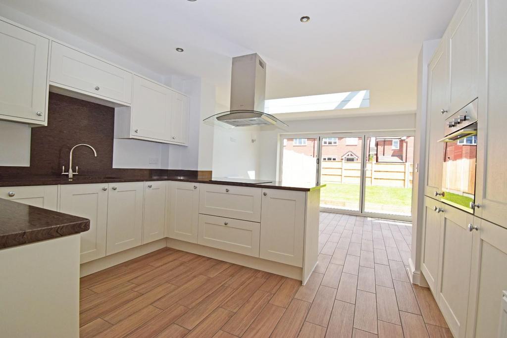 1 Holly View, kitchen a.jpg