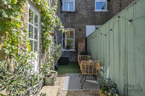 157a Simms Road, London, SE1 5QJ