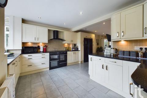 5 bedroom detached house for sale, Delamere Road, Hazel Grove, Stockport, SK7