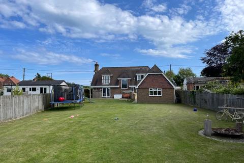3 bedroom detached house for sale, Sea Road, Winchelsea Beach, East Sussex, TN36