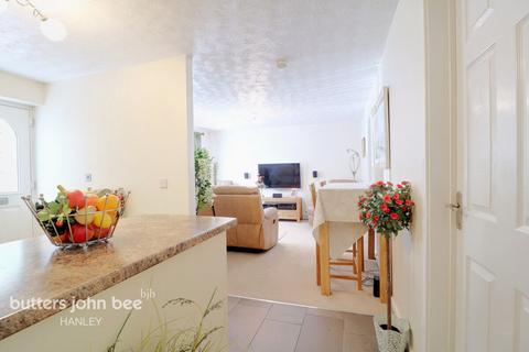 2 bedroom flat for sale, Leek Road, Stoke-On-Trent ST1 6AT