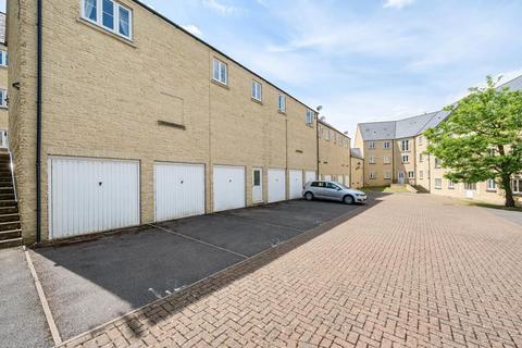 Flat 1, 2 Hyde Meadow View, Witney, OX28 6FP
