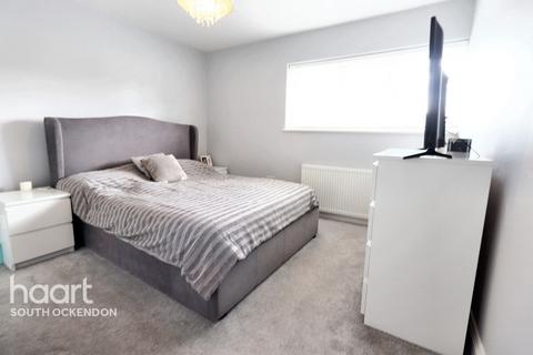 3 bedroom terraced house for sale, Ravel Gardens, Aveley