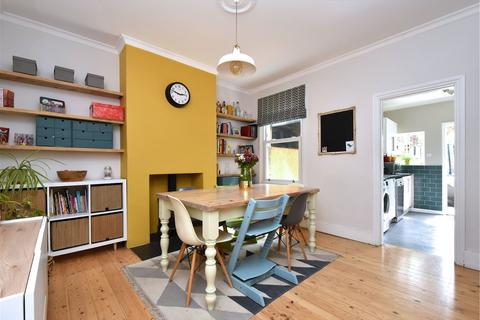 4 bedroom terraced house for sale, Lutwyche Road, London, SE6 4EP