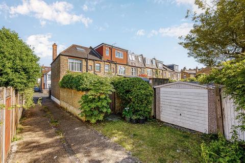 2 Saltcoats Road, London, W4 1AR
