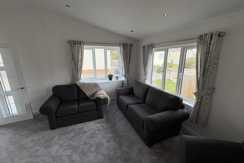 2 bedroom park home for sale, Edenbridge, Kent, TN8